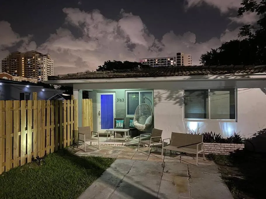 Image 5 of Stayover In Miami Home 2BR – 1BTH – free parking