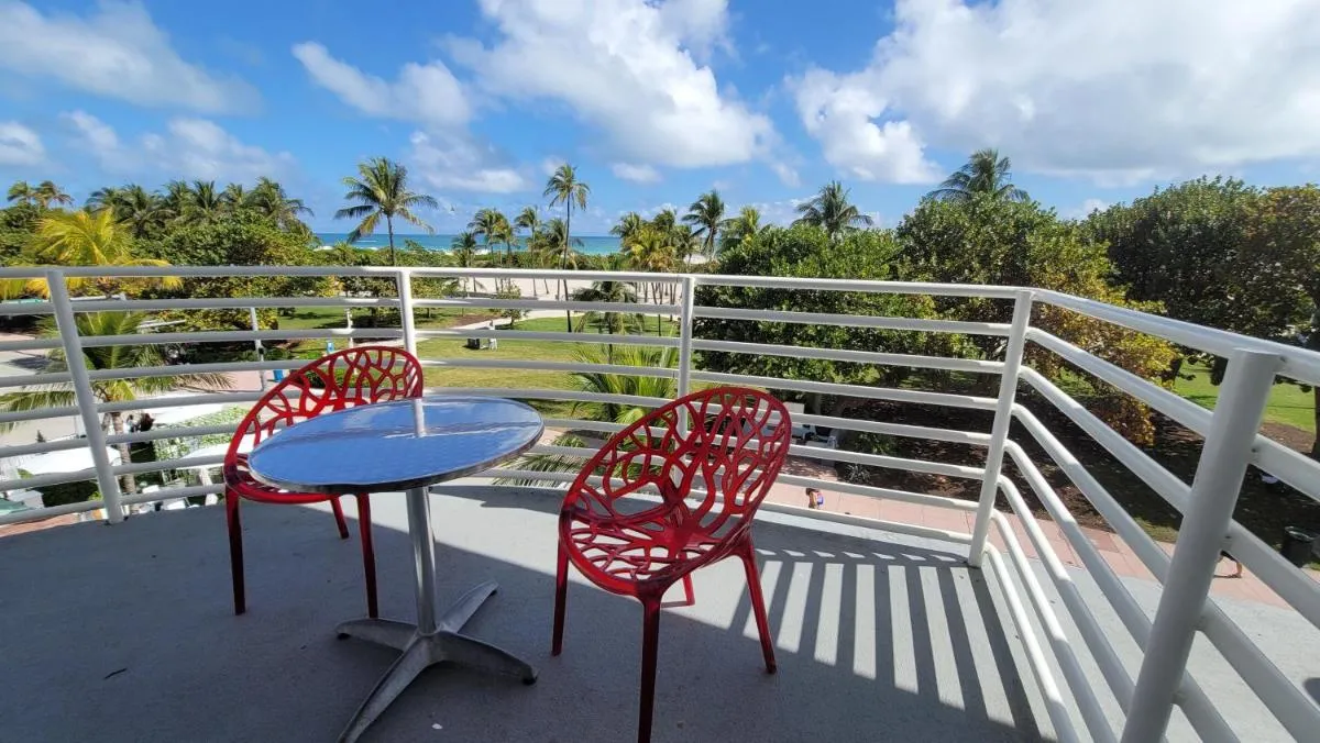 Image 4 of Strand Ocean Drive Suites