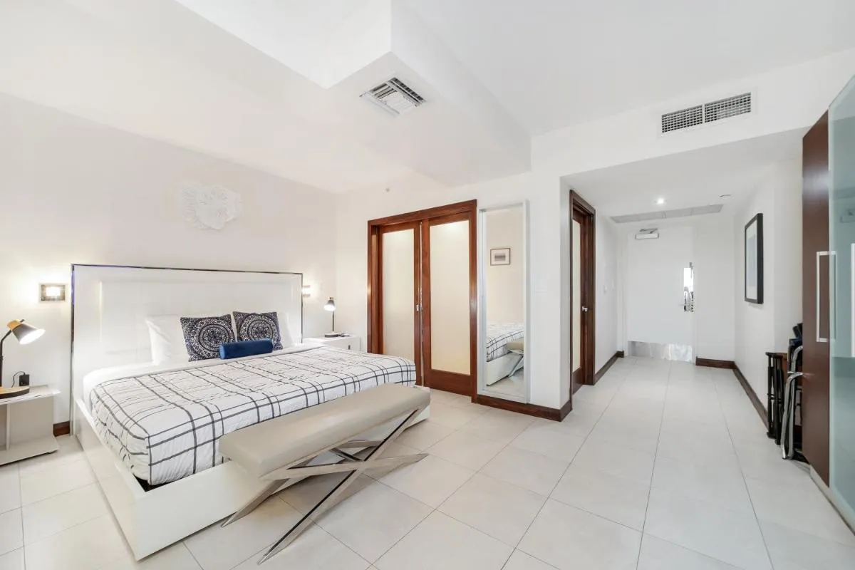 Image 5 of Strand Ocean Drive Suites