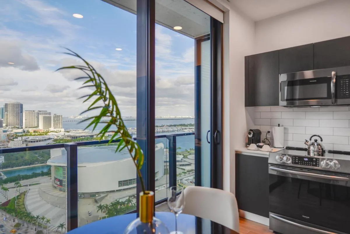 Image 3 of Studio Close to the Bayside with Ocean View