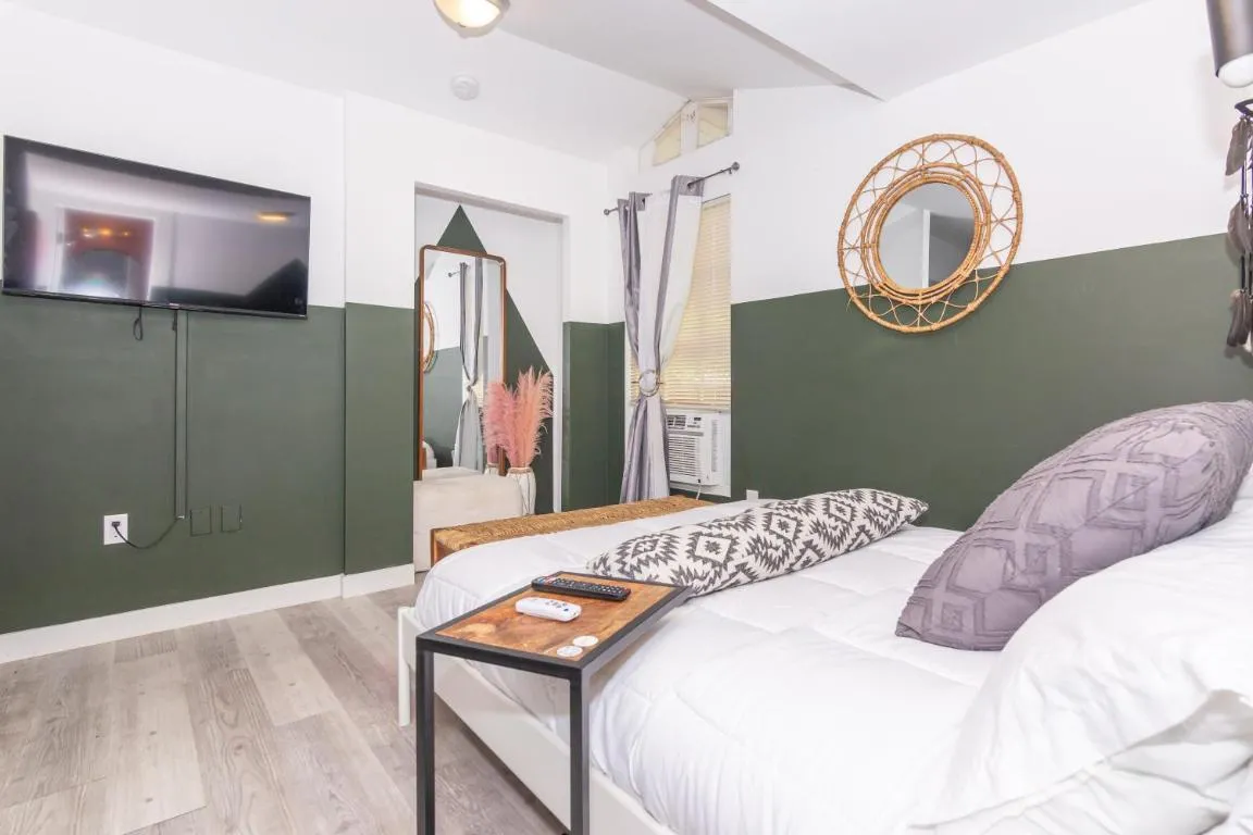 Image of Studio Miami with Backyard – Heart of Downtown and Wynwood