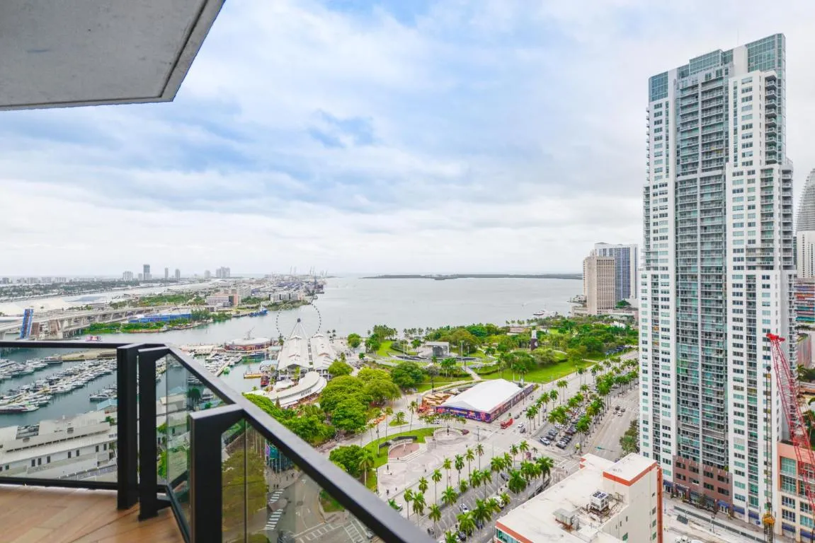 Image of Studio with a City View Near Bayside