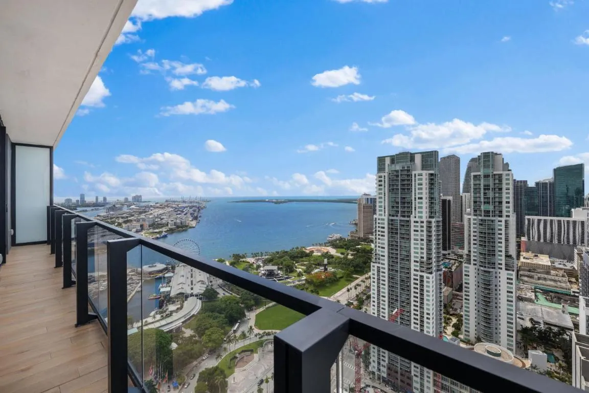 Image of Stunning Bayside Condo in Downtown Miami