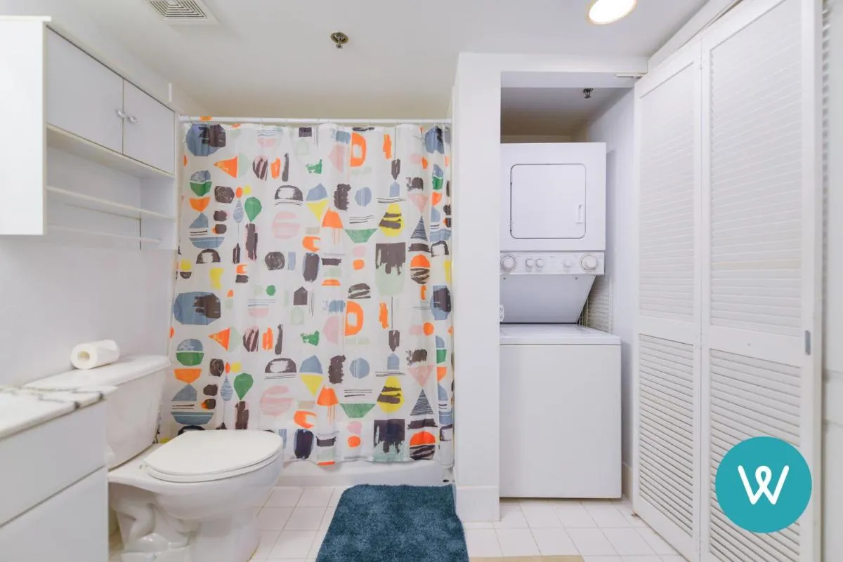 Image 2 of Stunning Condo at Brickell With pool & Gym