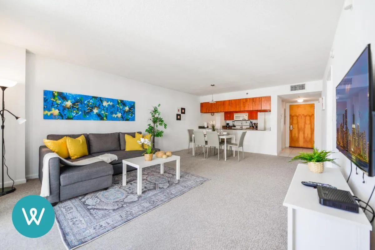 Image 5 of Stunning Condo at Brickell With pool & Gym