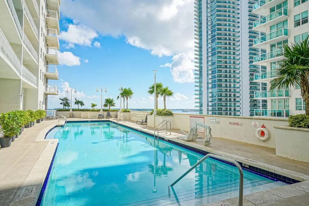 Image 3 of Stunning Urban Retreat in the Heart of Brickell