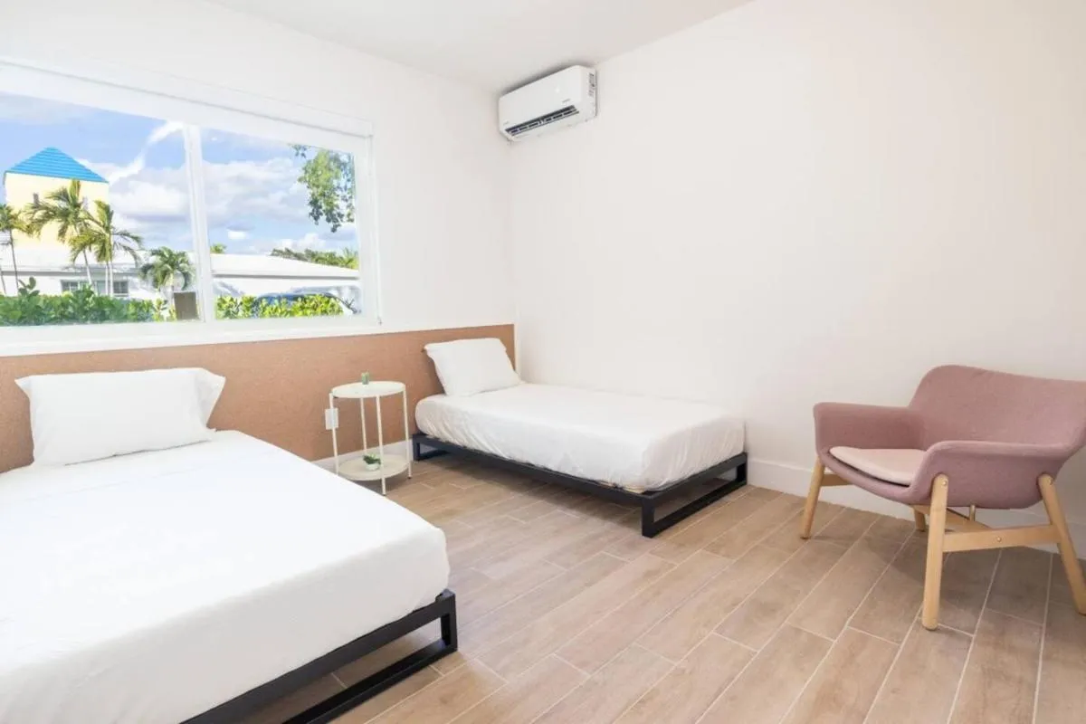 Image 6 of Stylish 2bed Apartment El Portal