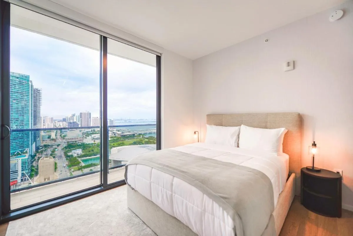 Image 3 of Stylish Condo near Bayside Park: Amazing Views Await