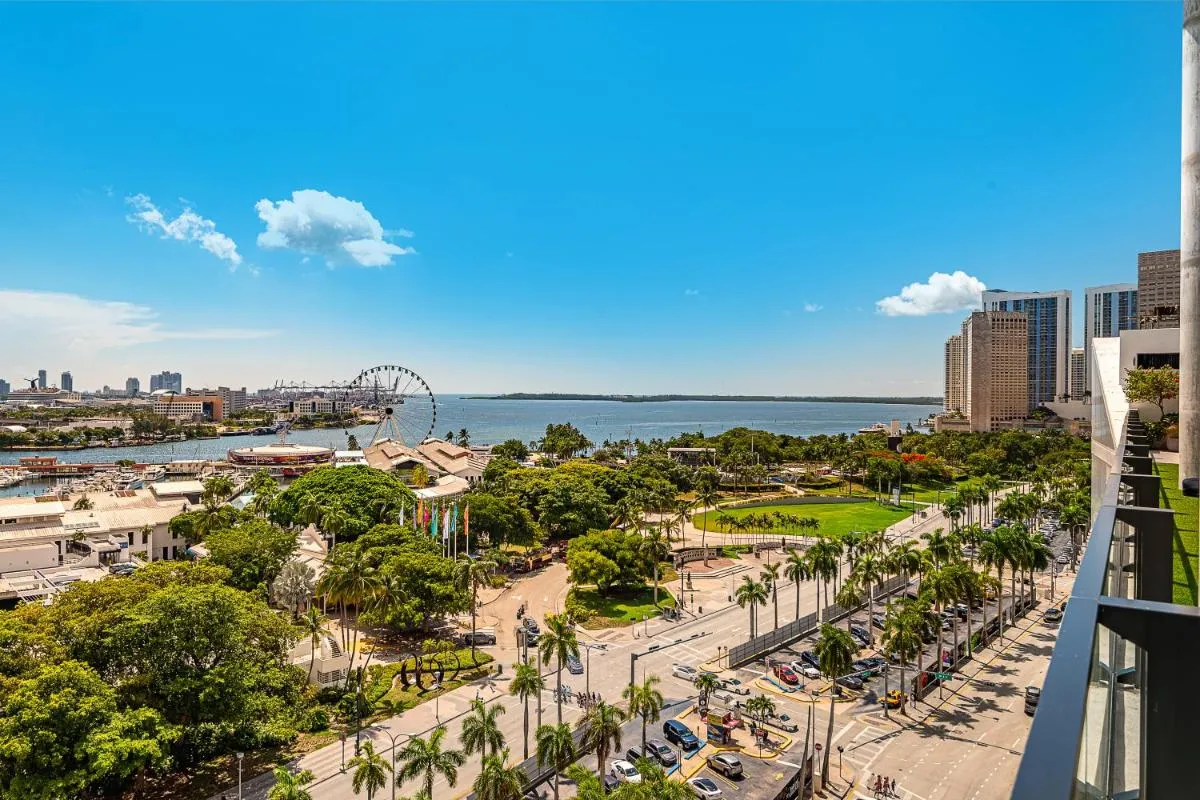 Image 6 of Stylish Condo with Spectacular Miami Views