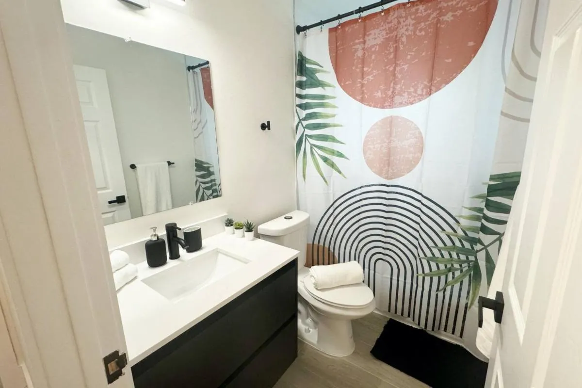 Image 2 of Stylish Serenity: Wynwood Oasis Retreat