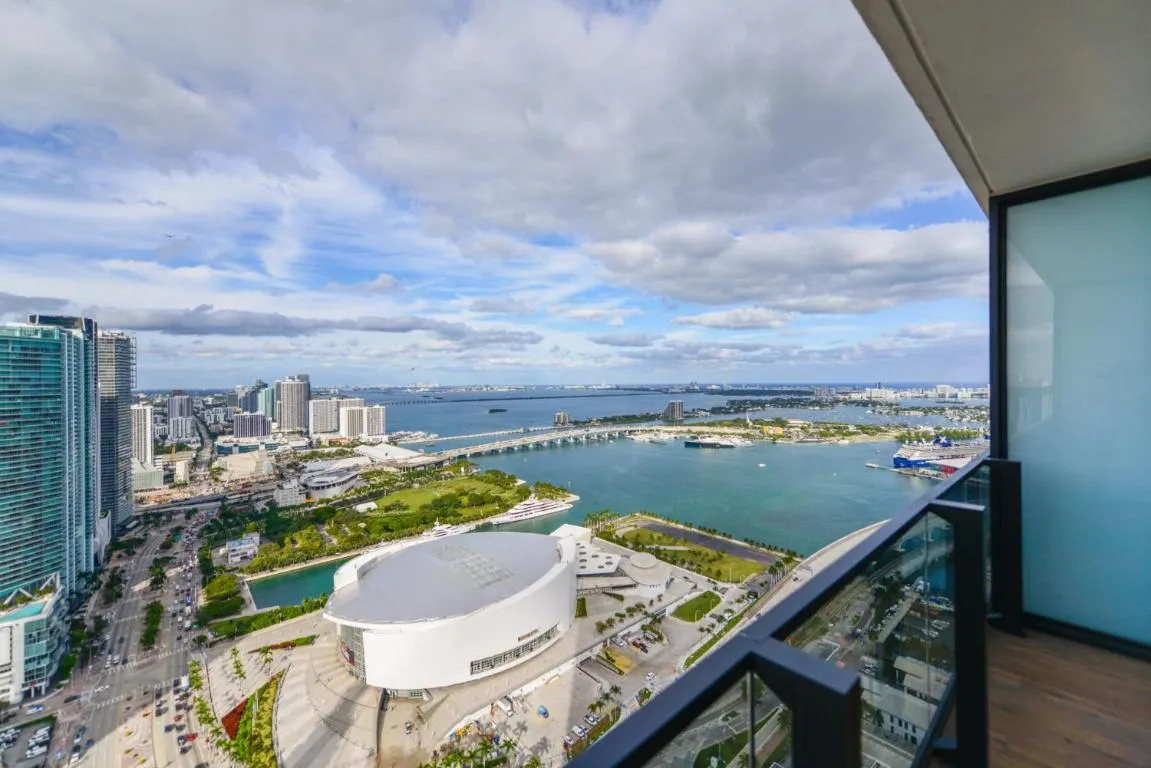 Image of Stylish Studio with City View in Bayside