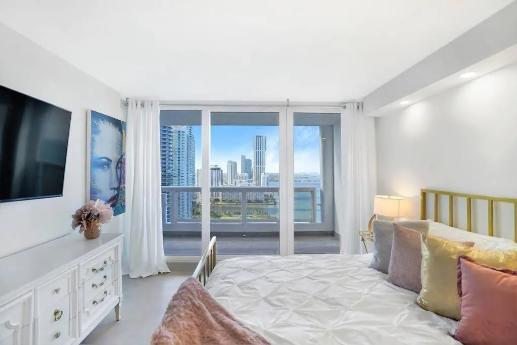 Image 5 of Sweet Dreams! Renovated with Water Views