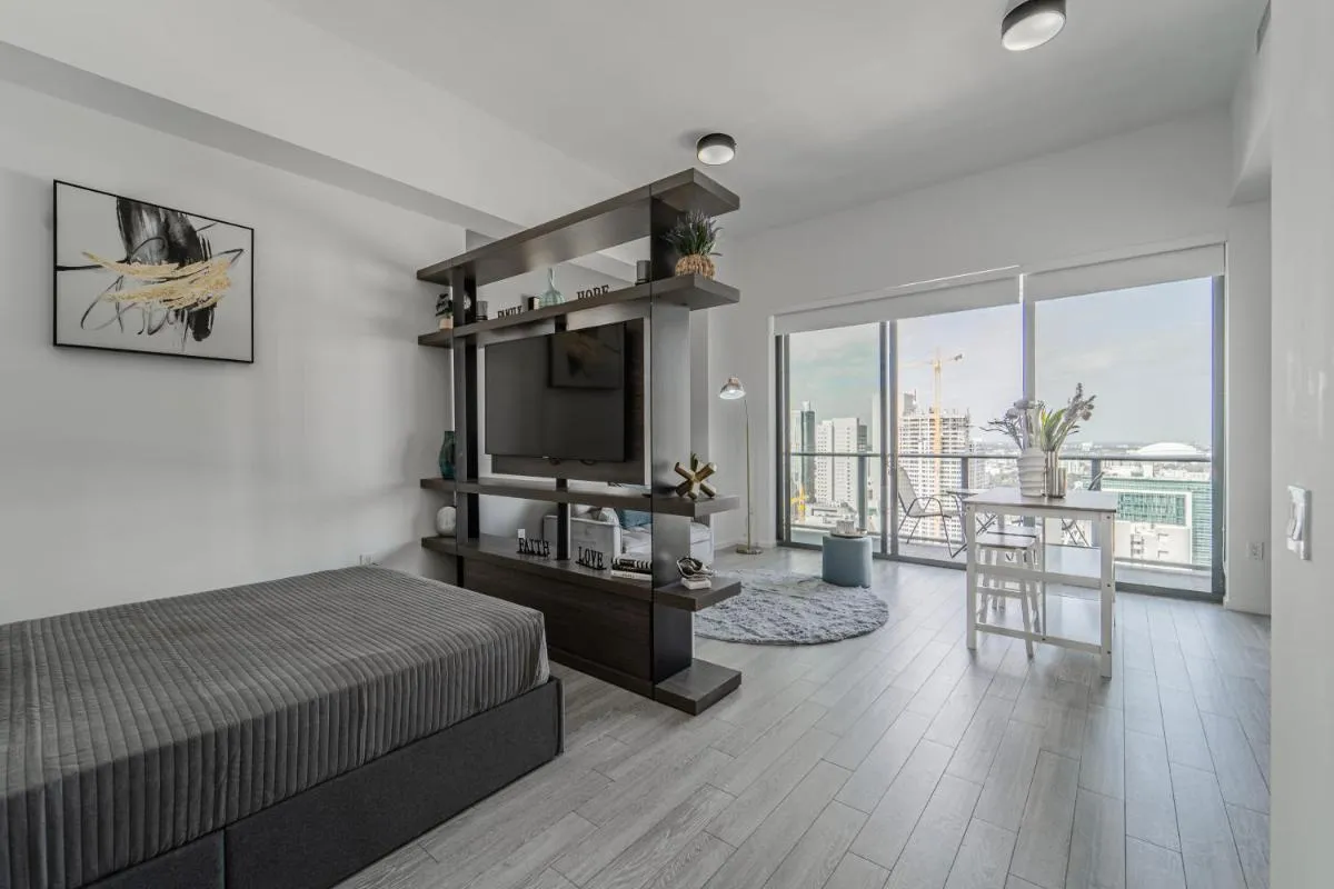 Image 4 of TR Miami 2 Bedroom Condo and Studio with Balcony