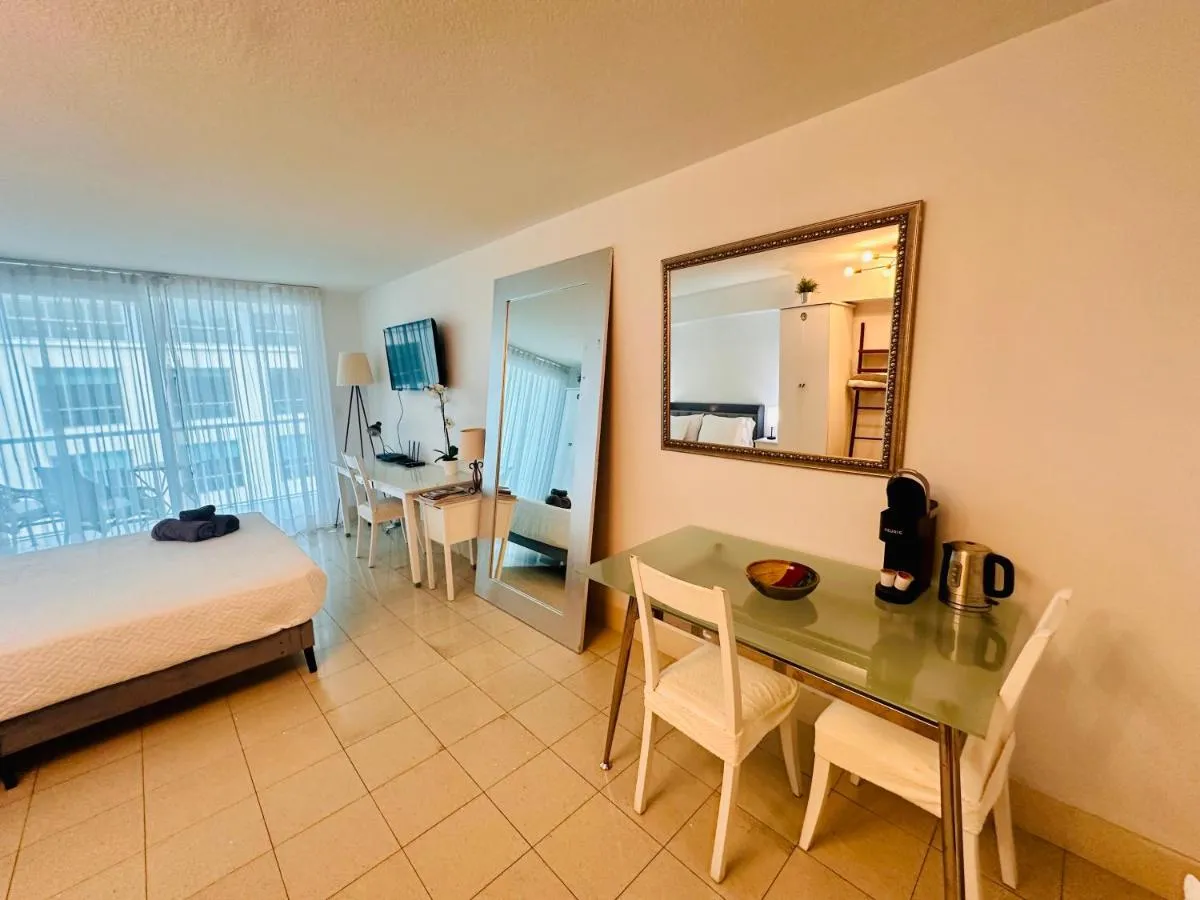 Image 2 of The Stay At Brickell Club