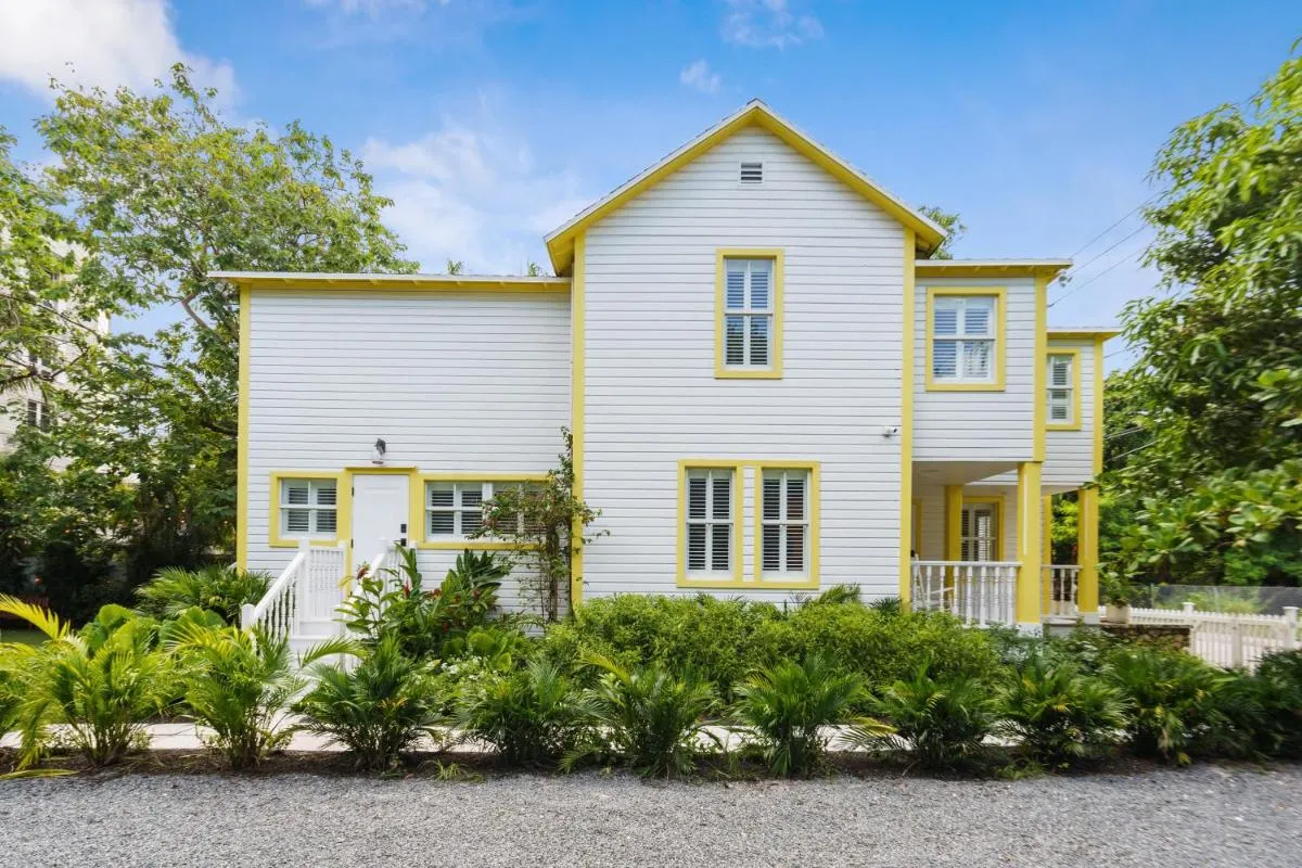 Image 4 of The Stirrup House by Pattio