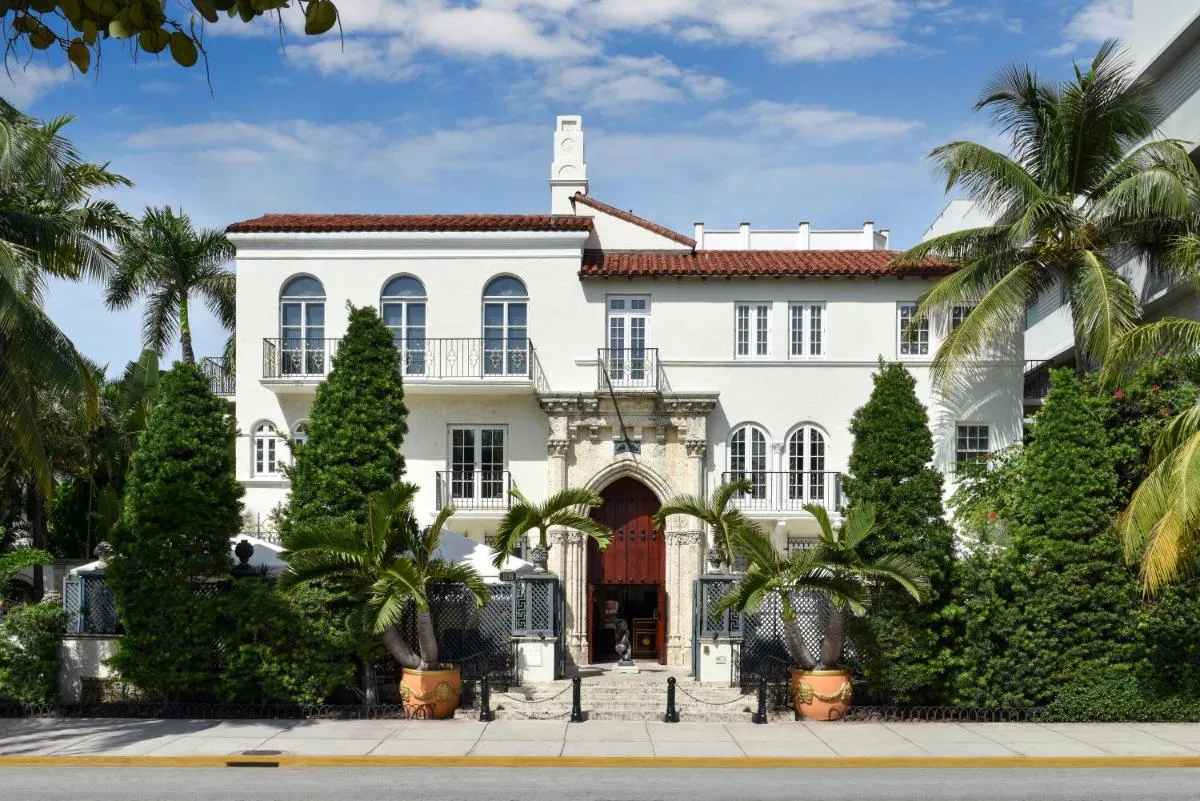 Image 2 of The Villa Casa Casuarina