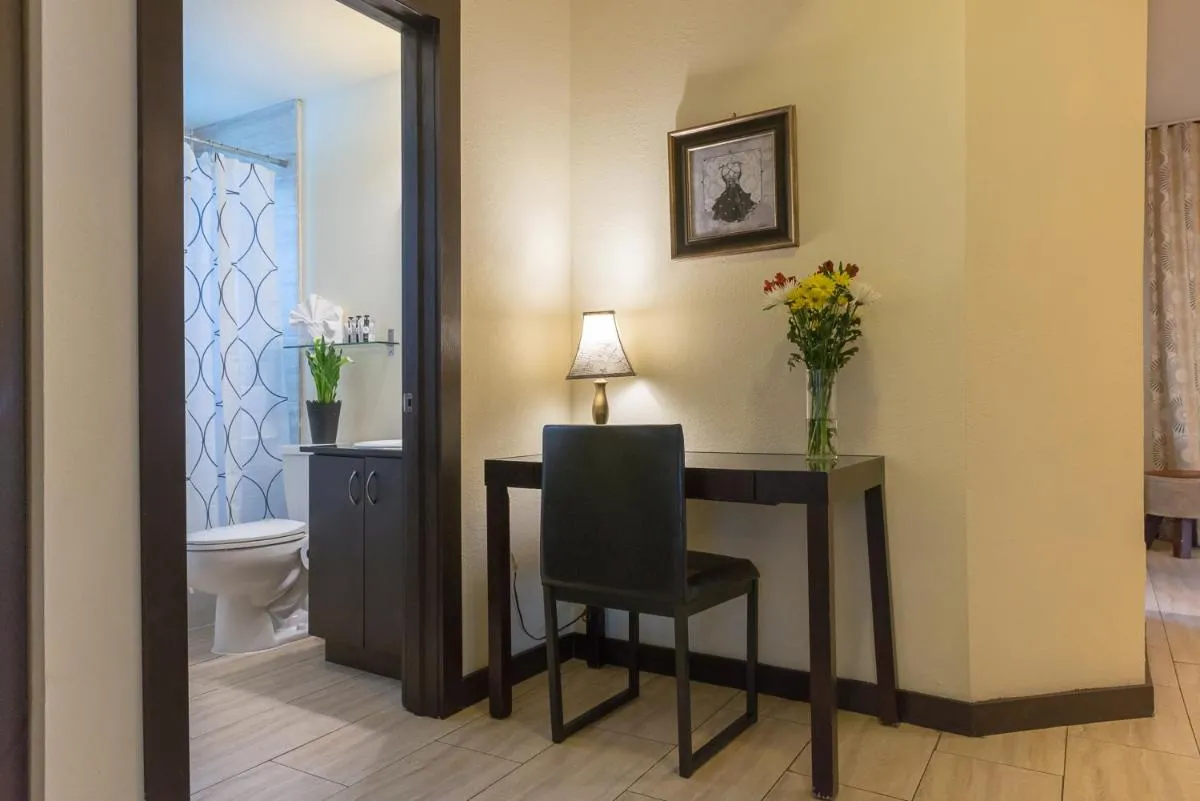 Image 2 of Tradewinds Apartment Hotel Miami Beach