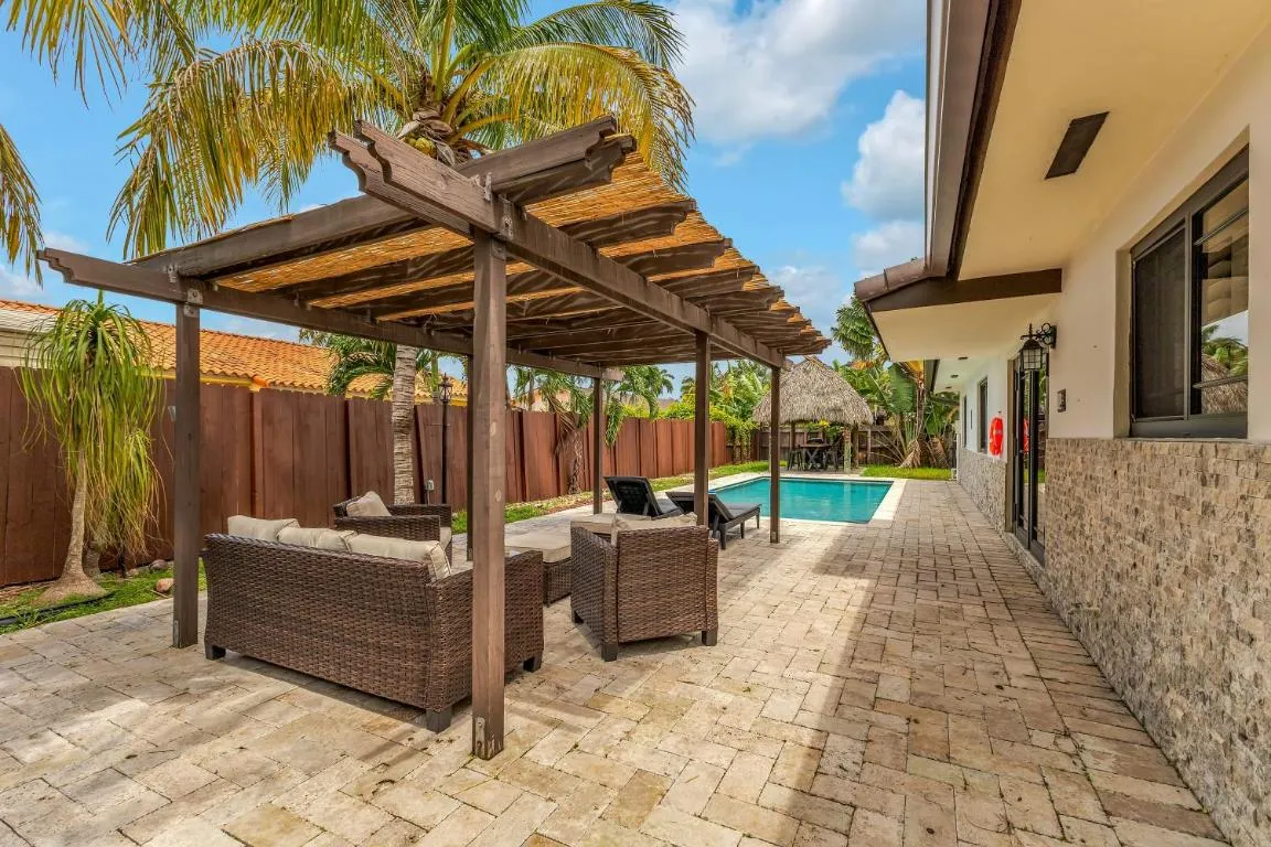 Image of Tropical Oasis with Heated Pool and BBQ