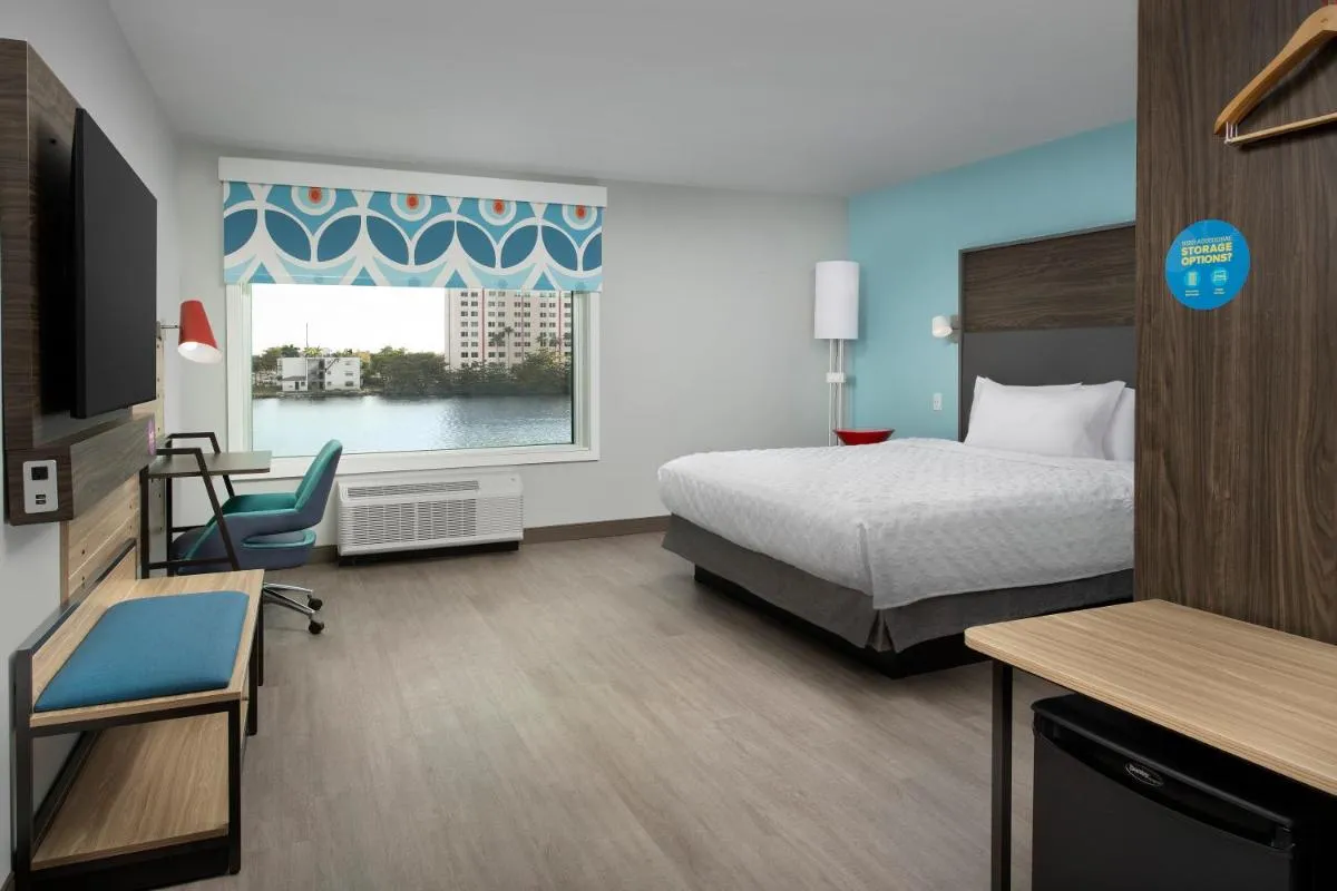 Image 1 of Tru By Hilton Miami Airport South Blue Lagoon, Fl