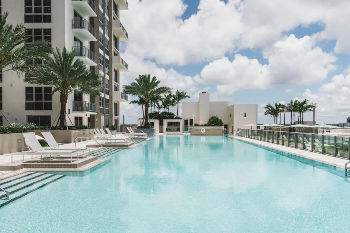 Image of Tucker at Palmer Dadeland Miami