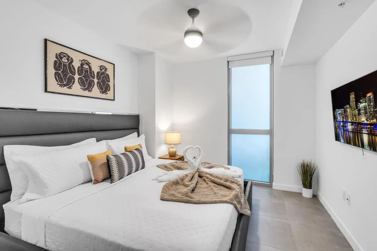 Image 1 of Urban 1 Bed Oasis Near Brickell With Free Parking