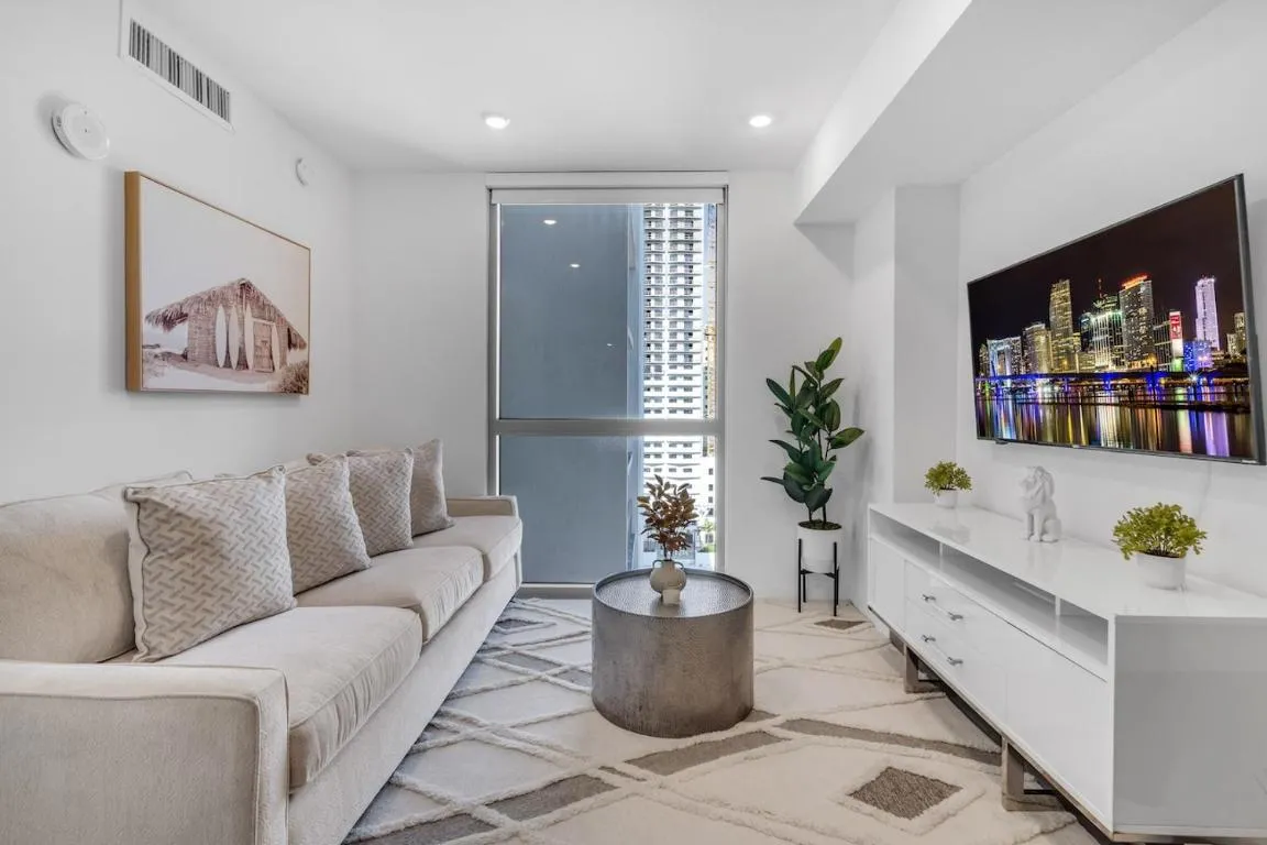 Image of Urban 1 Bed Oasis Near Brickell With Free Parking