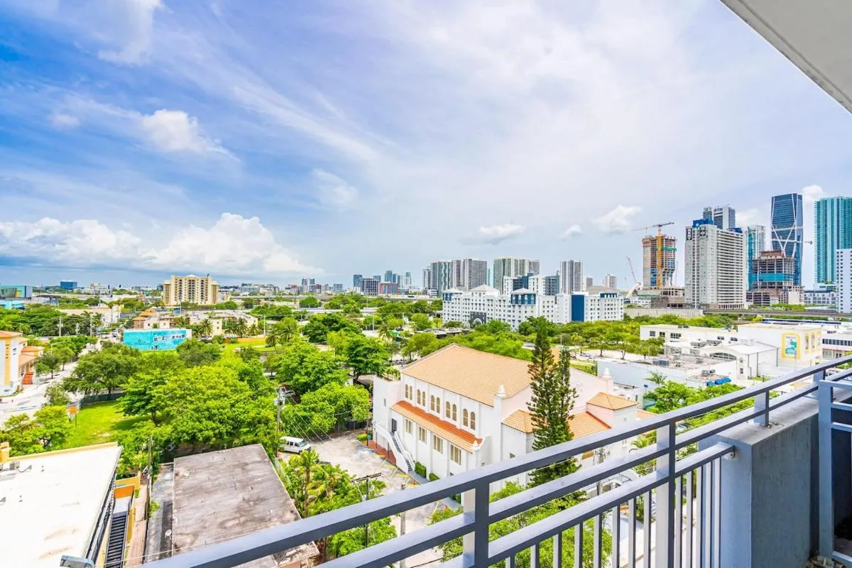 Image 5 of Urban Escape 3 Bed Unit near Brickell and Wynwood