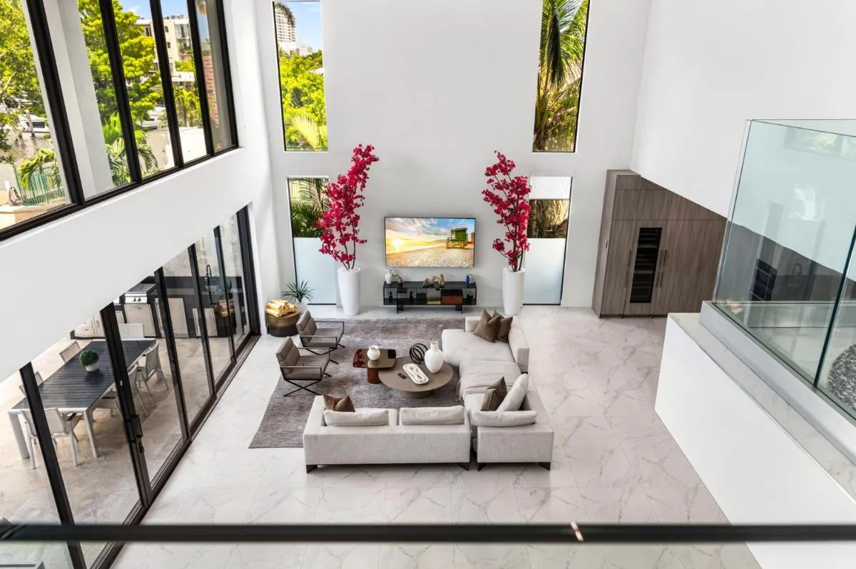 Image 6 of VILLA WATERFRONT MIAMI 6 BEDROOMs SLEEPS 14 PEOPLE