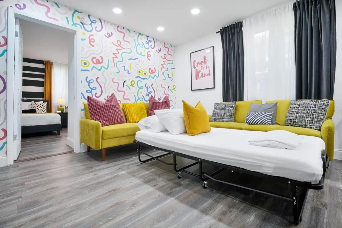 Image 6 of Vacay Spot Wynwood Deco 2 Kitchens Shower Massage jets, BBQ, Patio LED vibes, Prime LOC! 6 blocks away from Bars, Nite Clubs, Res, Shops