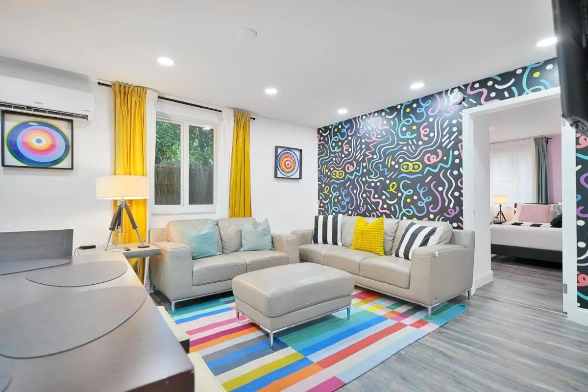 Image 4 of Vacay Spot Wynwood Retreat 6 to 42 Guests 6 Kitchens Shower Massage jets, BBQ, Patio LED vibes, Prime LOC! 6 blocks away 4rm Bars, Nite Clubs, Res, Shops