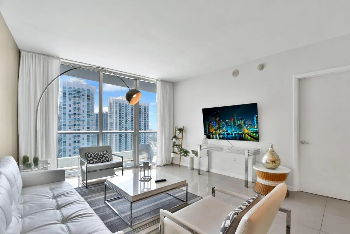 Image 5 of Water front Icon Brickell, W Hotel building