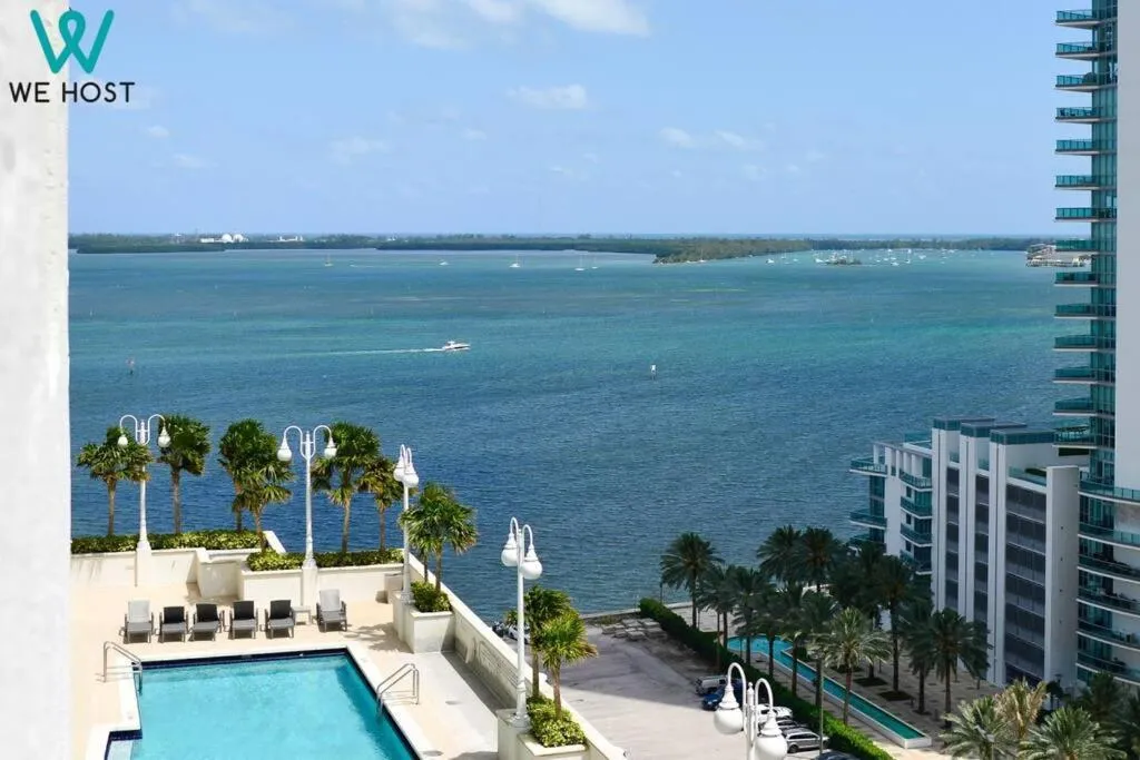 Image 4 of We Host – Amazing Condo Brickell With Ocean-Pool View