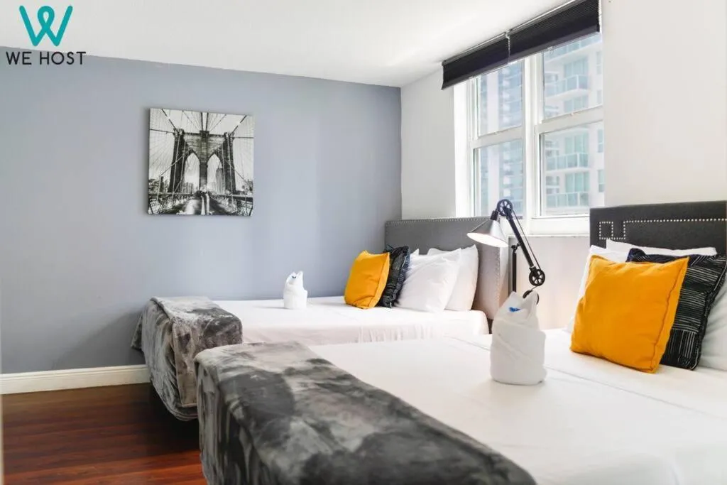 Image 2 of We Host – Amazing Condo Brickell With Ocean-Pool View