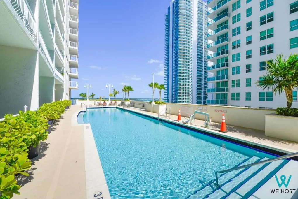 Image 3 of We Host – Condo Top Amenities City- Bay View