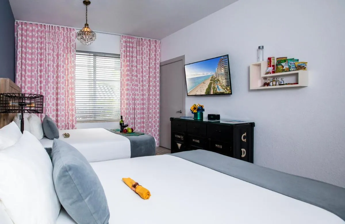 Image 1 of Whitelaw Hotel