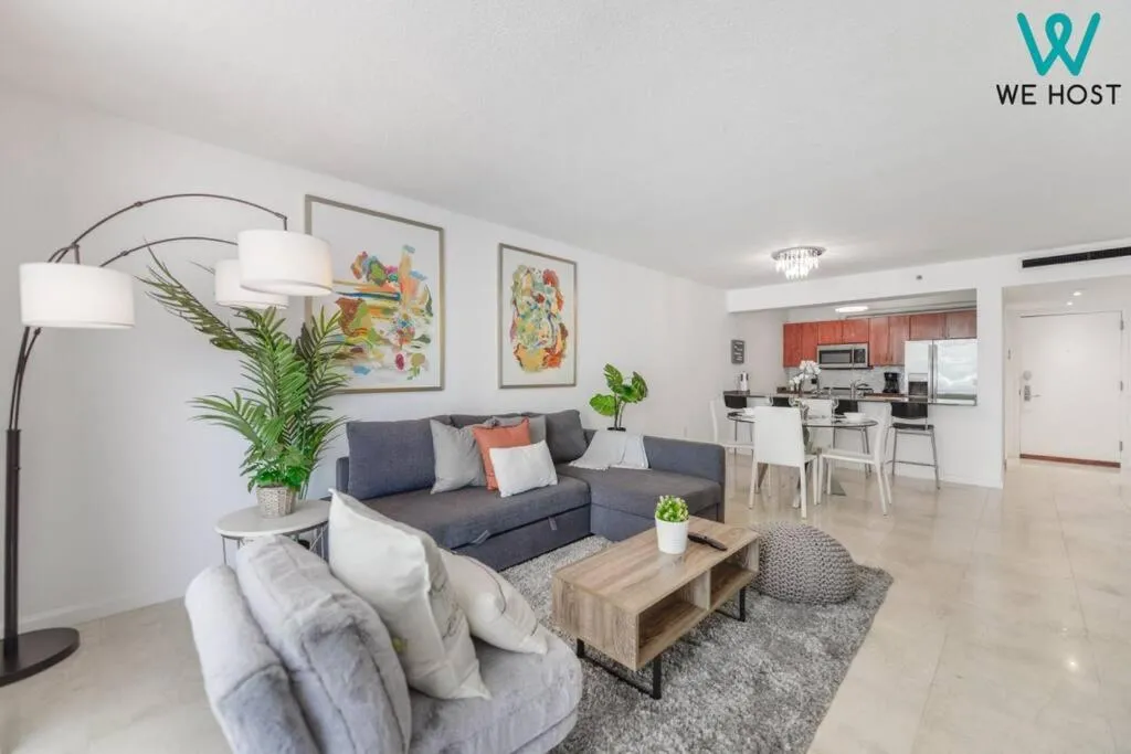 Image 4 of Wonderful Condo in Brickell With Pool and Gym