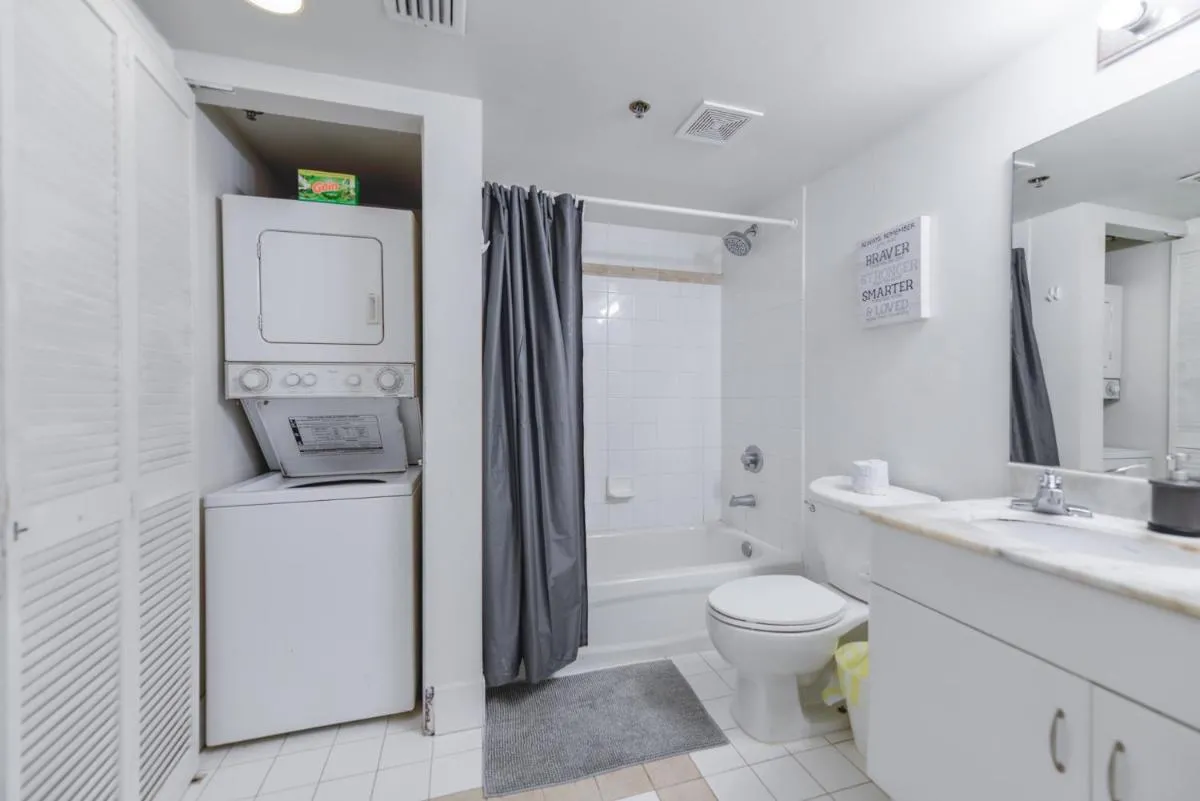 Image 2 of Wonderful Condo in the heart of Brickell With Pool