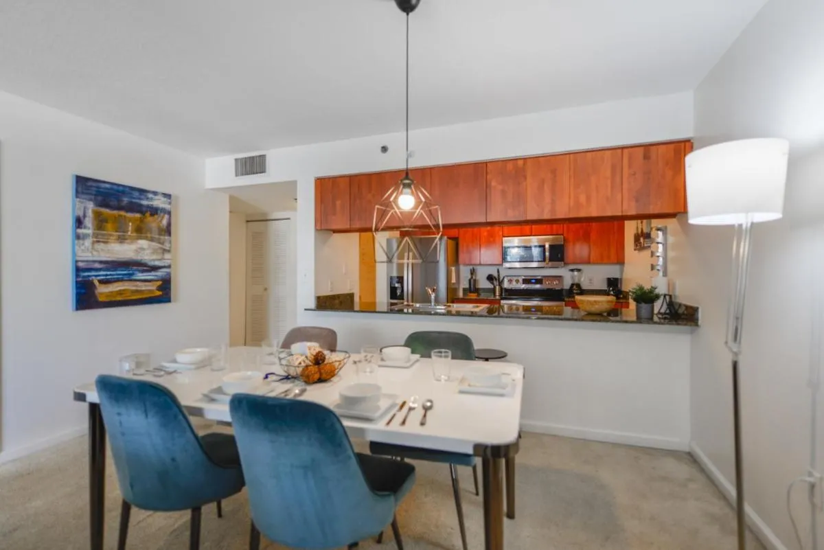 Image 4 of Wonderful Condo in the heart of Brickell With Pool