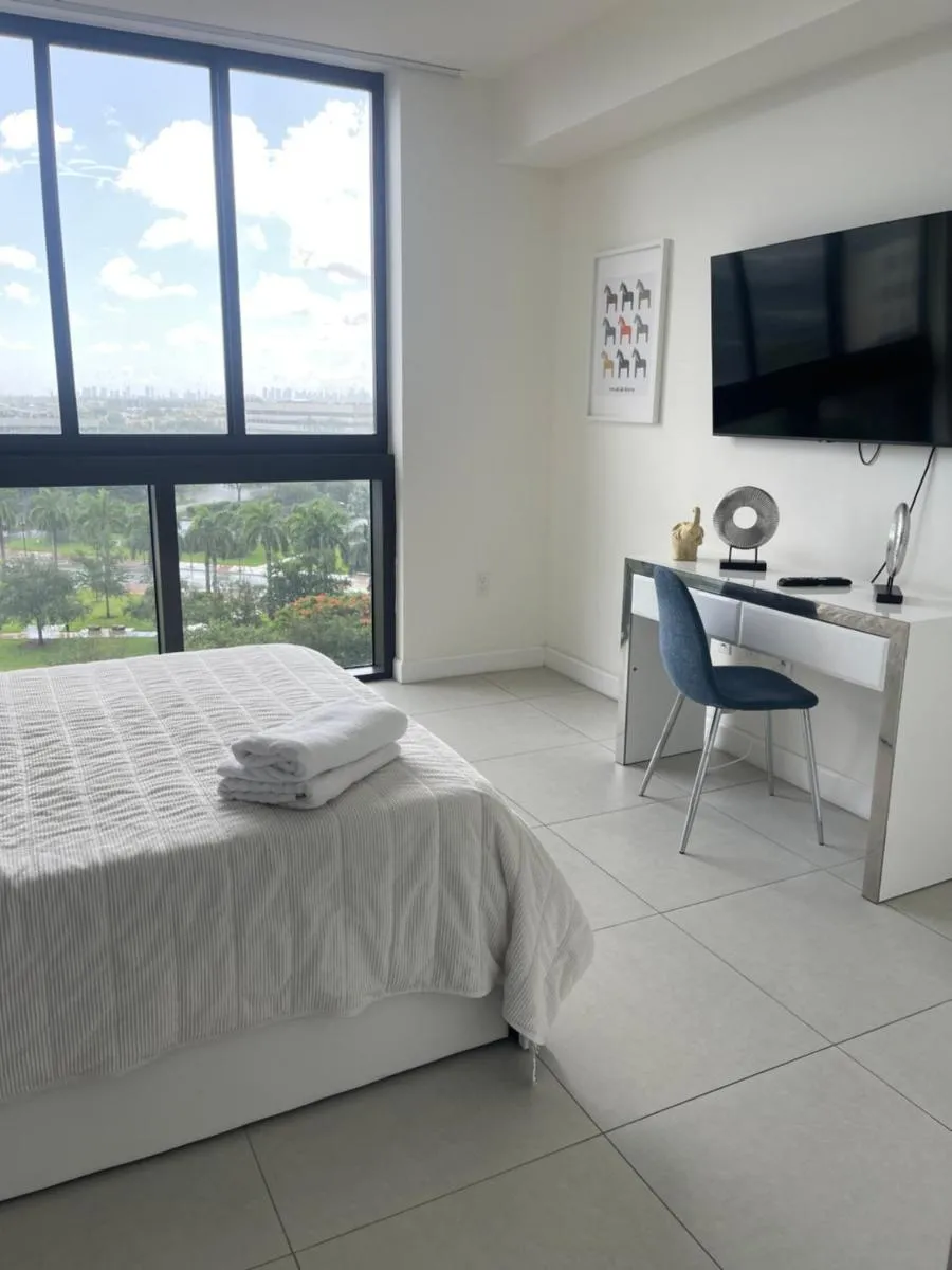 Image 1 of cozy studio at doral
